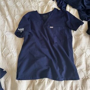 Figs Catarina One-Pocket Scrub Top